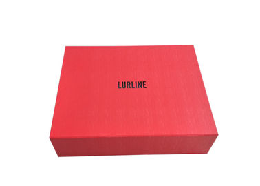 Chiny Sprzedaż hurtowa niestandardowych czerwone składane pudełka magnetyczne do pakowania ubrań fabryka