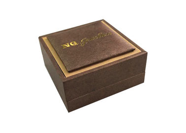 Złote tłoczenie Logo Dekoracyjne pudełka na prezenty Obudowy na naszyjnik Aksamitny materiał piankowy