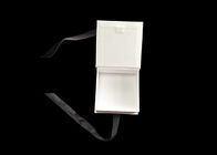 Solidne pudełko magnetyczne na ubrania Odzież Laminowanie z twardego tekturowego laminatu dostawca
