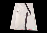 Biały składany karton pudełko do pakowania odzieży ze wstążką dostawca