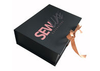 Czarny kolor Karton składany Sztywny materiał kartonowy do pakowania przedłużek peruki dostawca