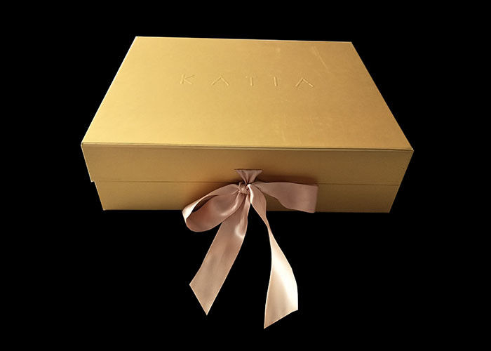 Złote papierowe pudełka składane magnetyczne Pudełka do włosów twarde peruki dostawca