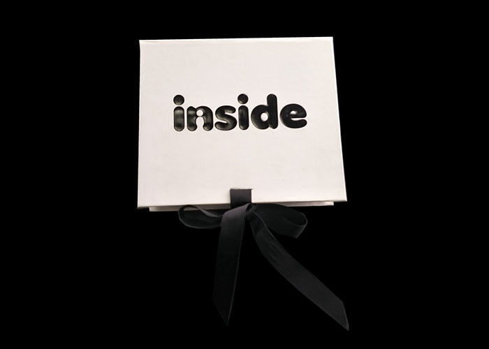 Claer Top Book Shaped Box Embossing Logo Decorative Popular Innovative Fashion dostawca