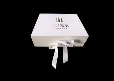 Chiny Laminacja okładzinowa Detaliczna składana pudełka reklamowe Retail White Ribbon Rose Gold Logo fabryka