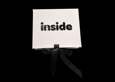 Chiny Claer Top Book Shaped Box Embossing Logo Decorative Popular Innovative Fashion fabryka